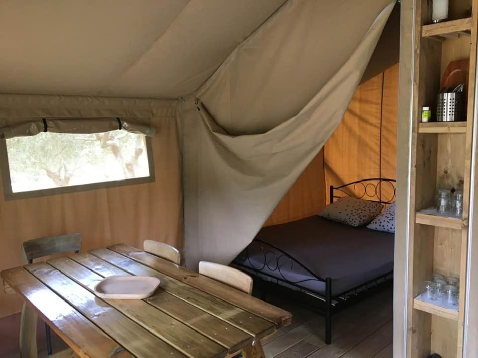 Le Camping De Cucugnan Hotel Екстериор снимка